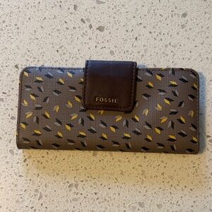 Fossil Women's Brown Wallet with Yellow and Black Leaf Pattern